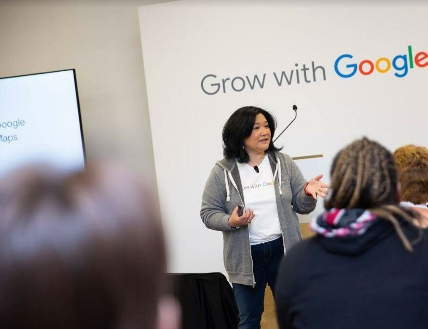 Maria Duron facilitates Google training for veterans